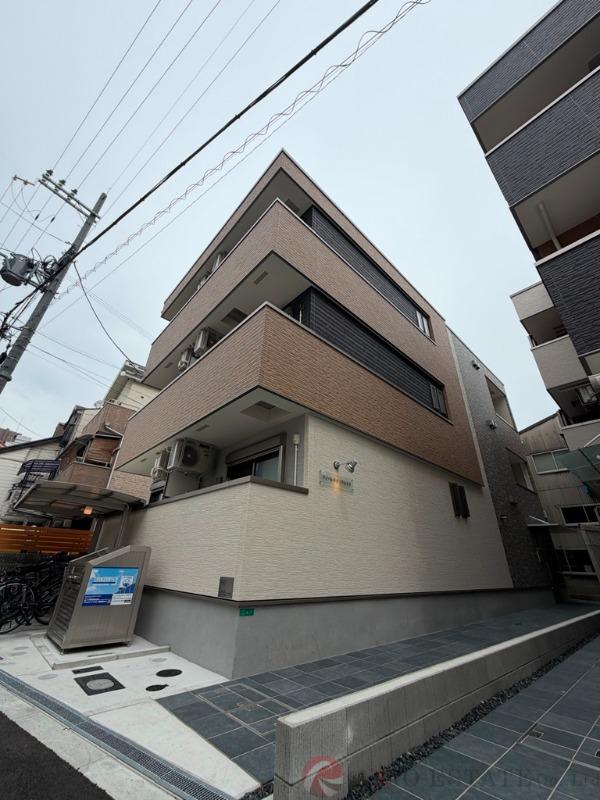 フジパレス十三ウエスト