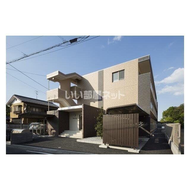 カメリア本町