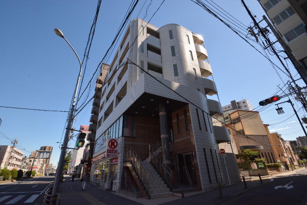 ST PLAZA イースト