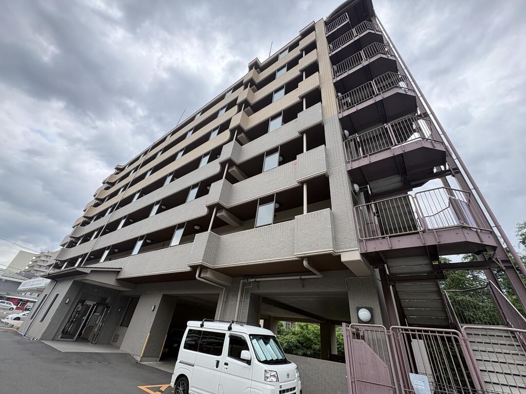 菊田参番館