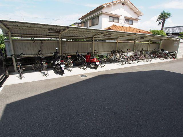 フジパレス草尾