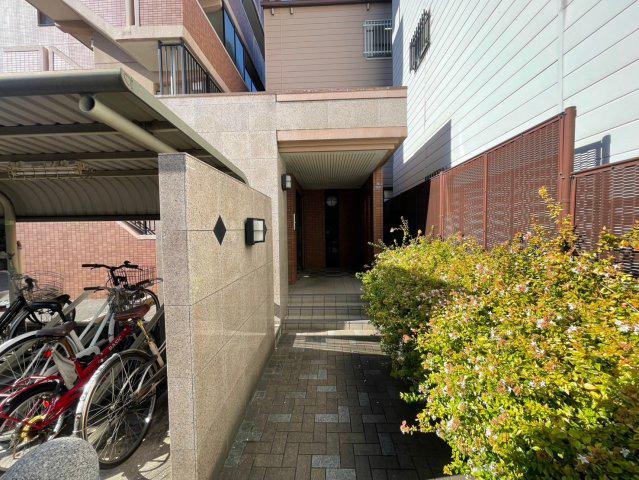 プレサンスフジ