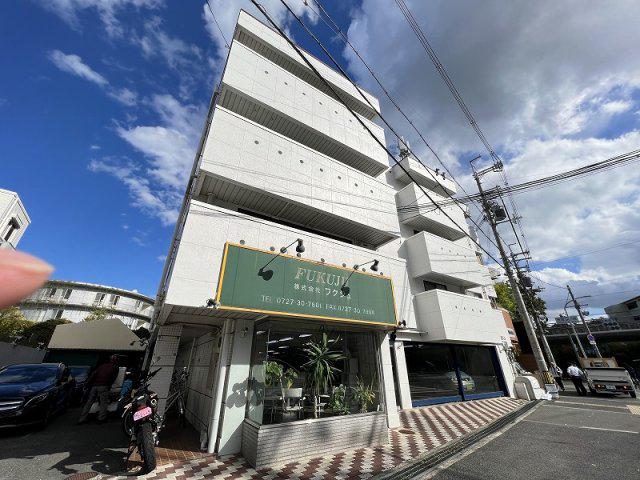 フレール千里