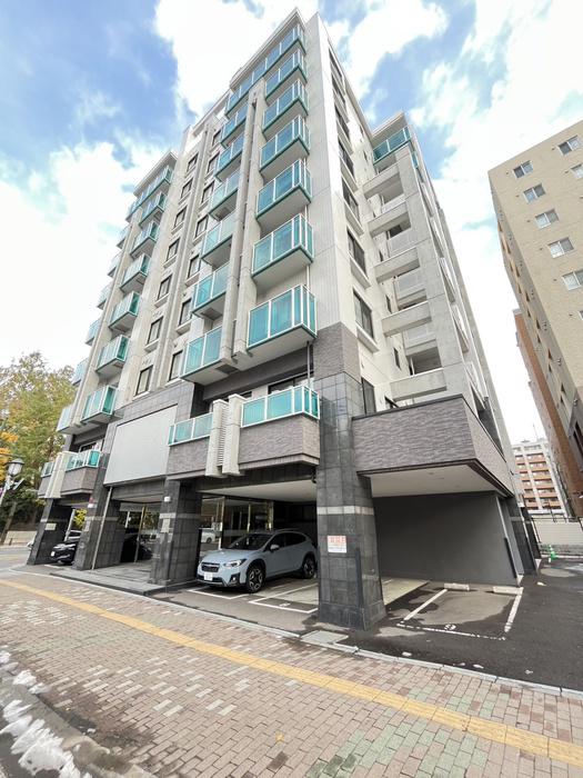 NOVA知事公館前