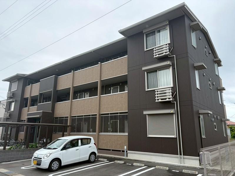 ウエスト ポート