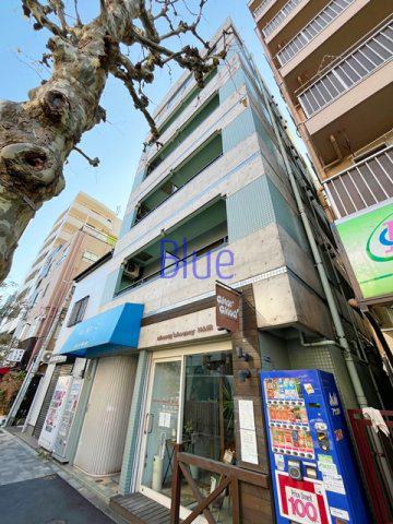モーナ吉田