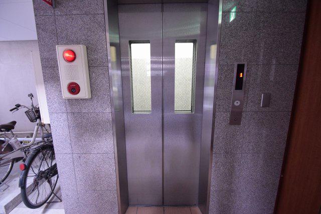 クイーンライフ 玉津
