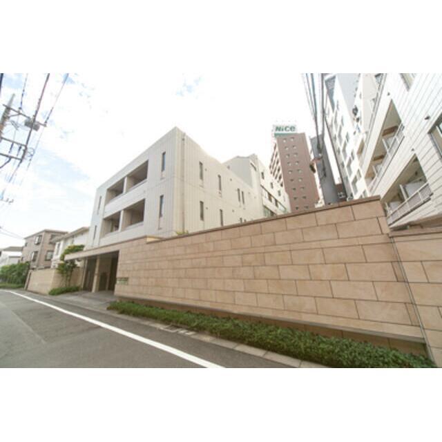 エクセレンテ コマザワ