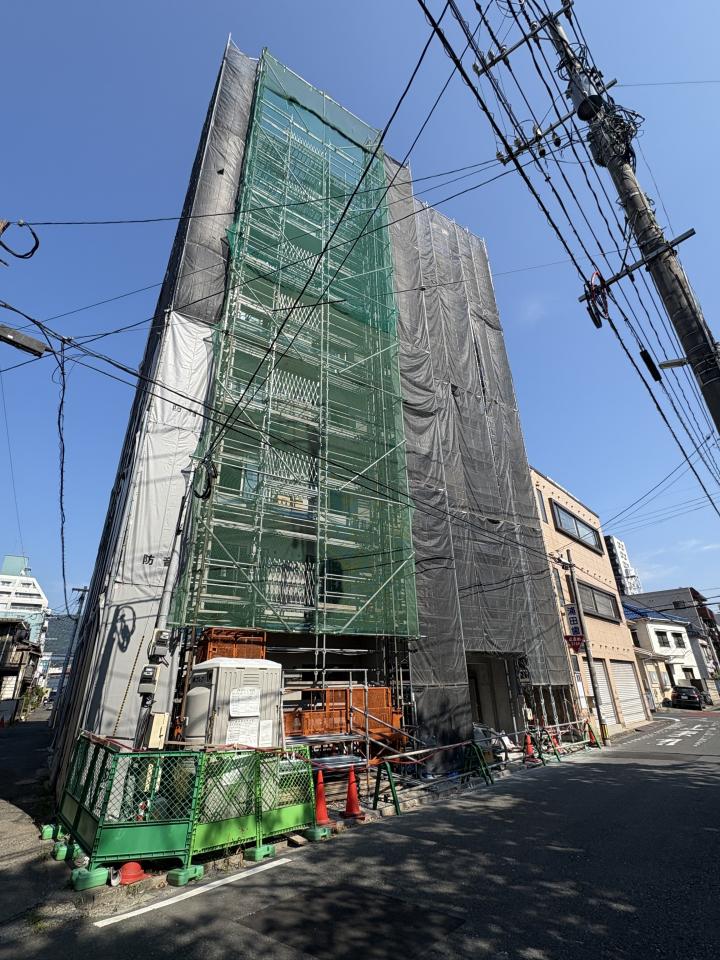 BERGAMOTTO三萩野ベルガモット三萩野