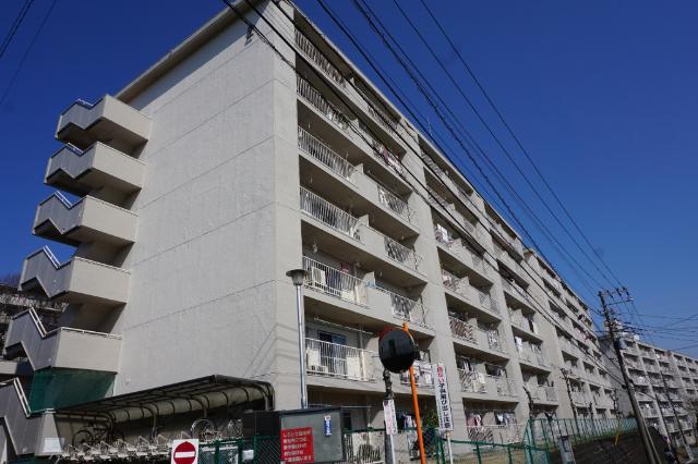 しらとり台2号棟