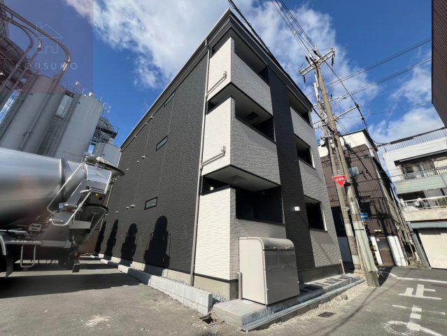 バズ北巽