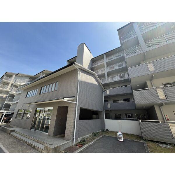 PHOENIX COURT 交野II