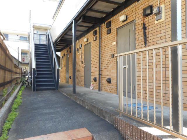 ＪＲ南武線 武蔵新城駅 徒歩9分 2階建 築24年