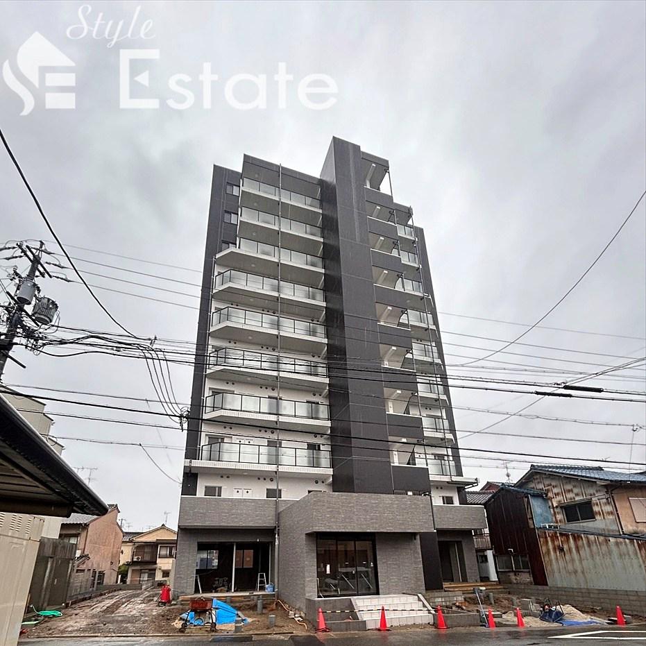 THE RESIDENCE SAKURAYAMA ウエスト