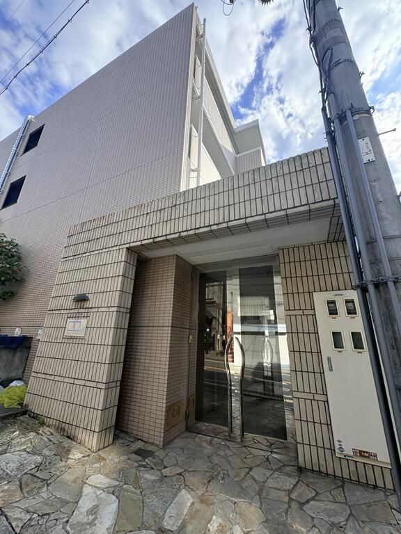 カリーノカサメント東中振