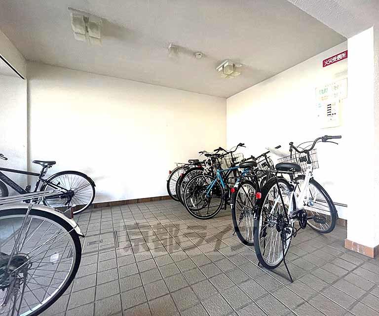 カーサヴェルデ西大路五条