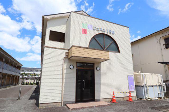 ジュネスI号館