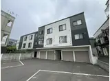 グラヴィータ川北