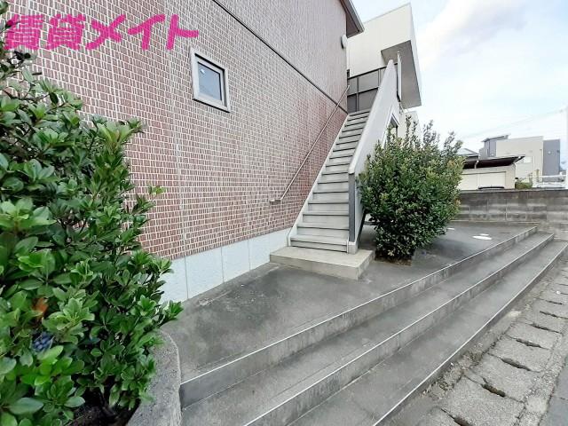 レクエルドサオリII A棟