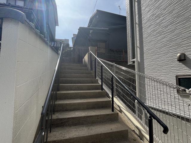 地下鉄七隈線 桜坂駅 徒歩7分 2階建 築58年