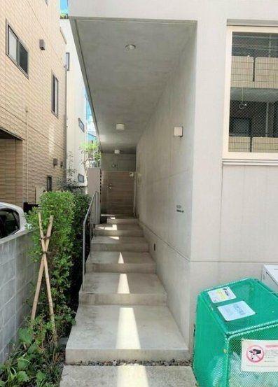 パセオ三軒茶屋イースト ウエスト