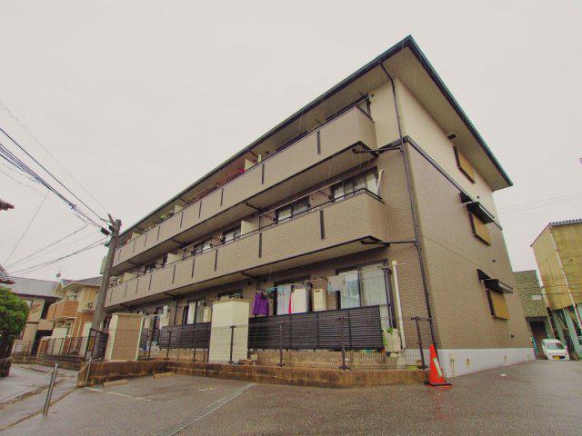ドミール中尾