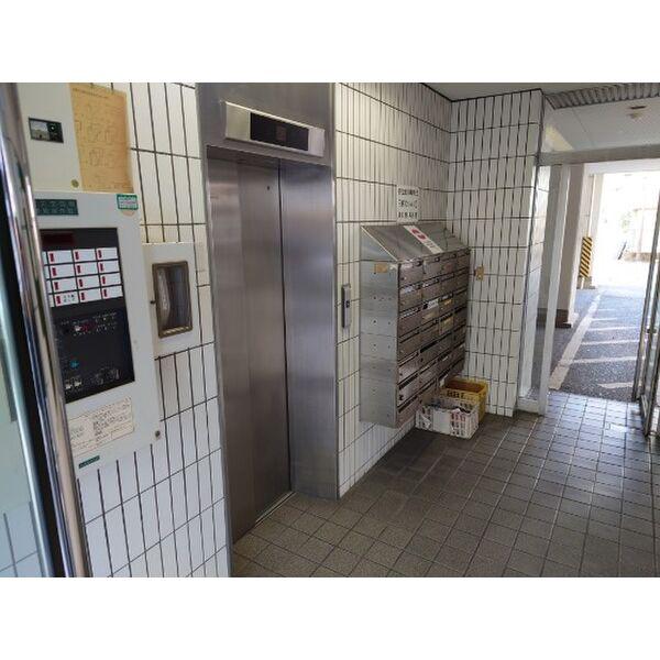 日映マンションII