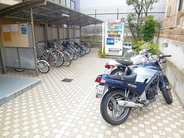 ウエストアップ元町