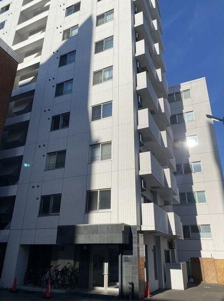 COURT YARD