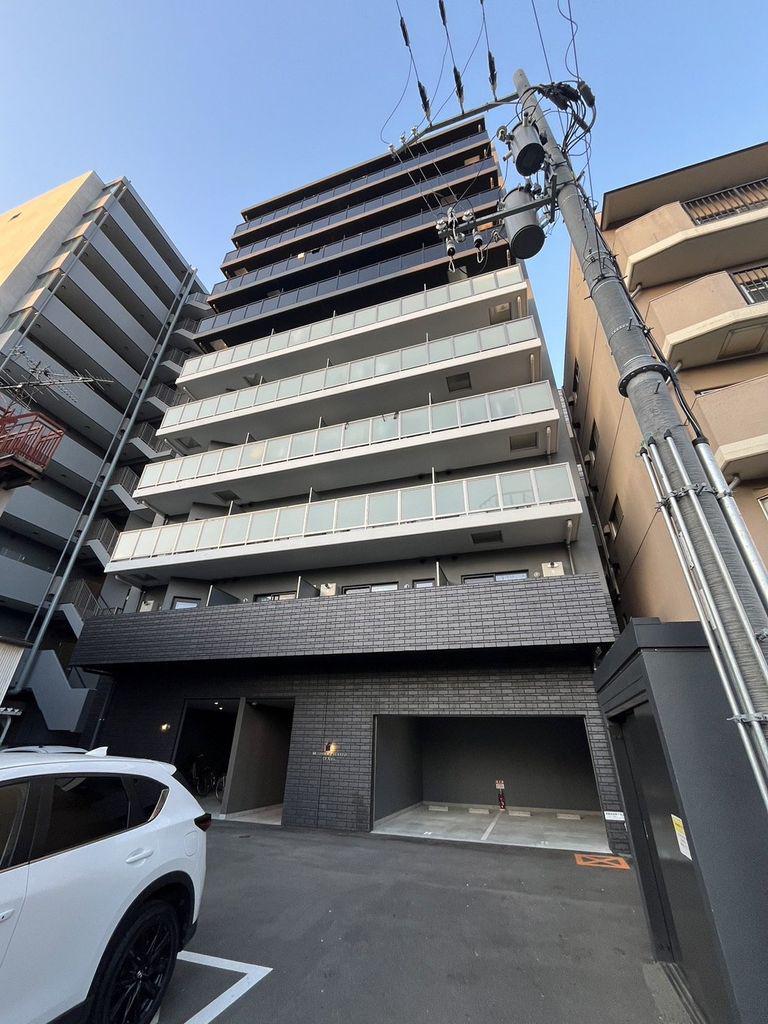 MODERN PALAZZO江坂AXIA