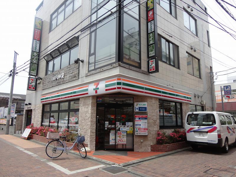 フェスティナレンテ