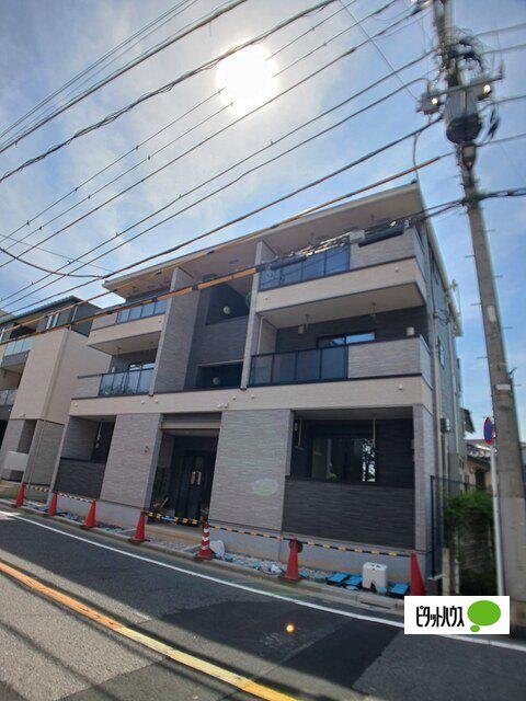 東武伊勢崎線 梅島駅 徒歩17分 3階建 新築