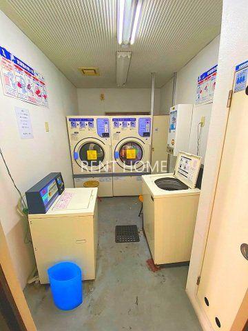 イーストコトブキ