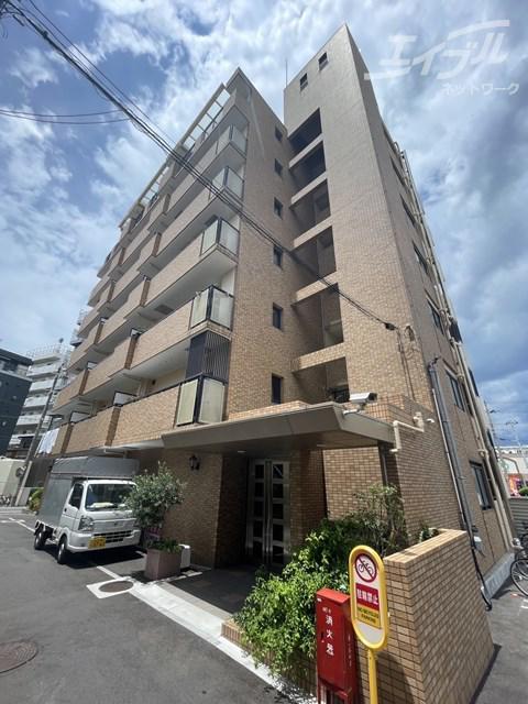 新大阪ファミール西館