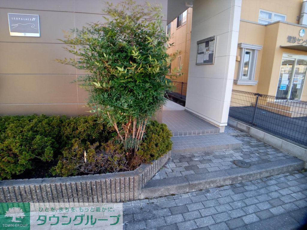 レオパレス艶