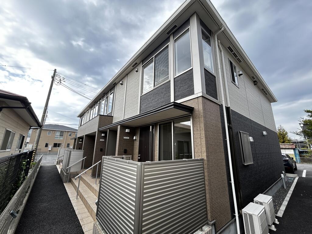 MAISON YES