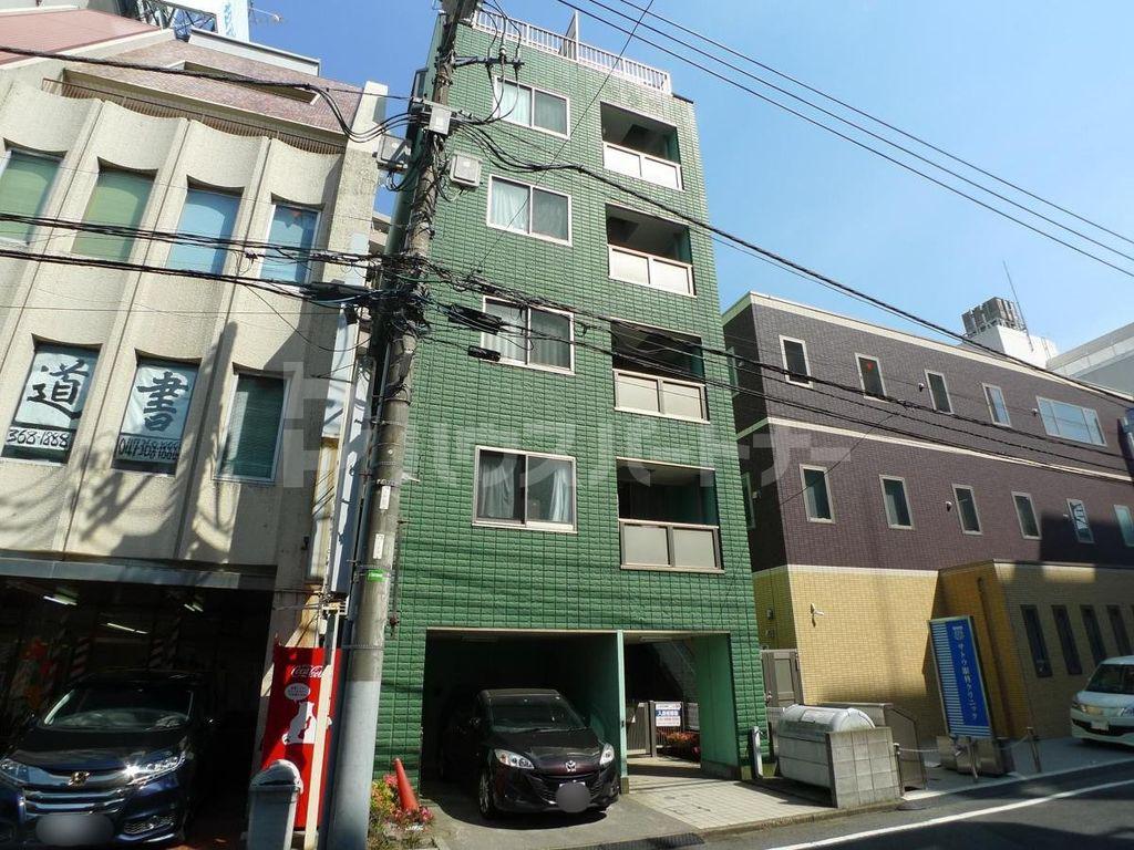 アンプルールフェールスリーズ
