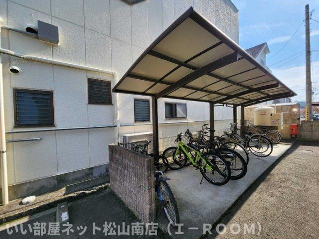 グランモア石井A棟