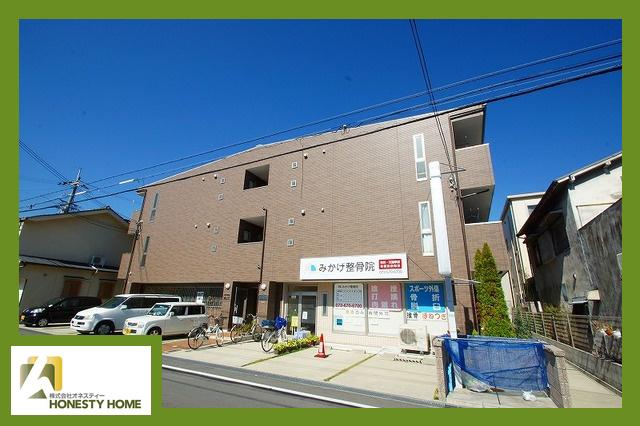 アンプルールフェールビエント高槻