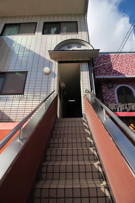 ファミール谷町