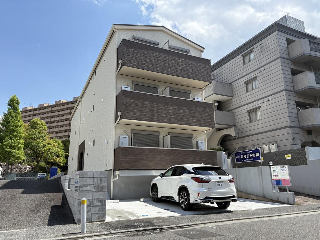 カーサハッピー中川(1DK/2階)
