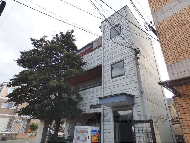 リバティハウス