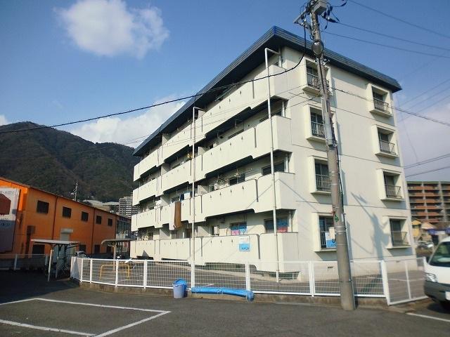コーポ三宅