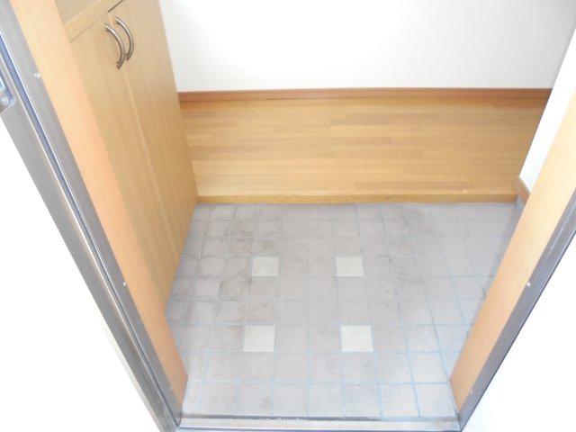 エクセレンスアイII番館