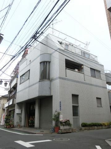 クリスタリーナワタナベ