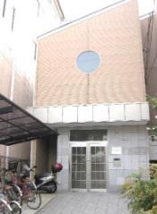 LUNA COURT