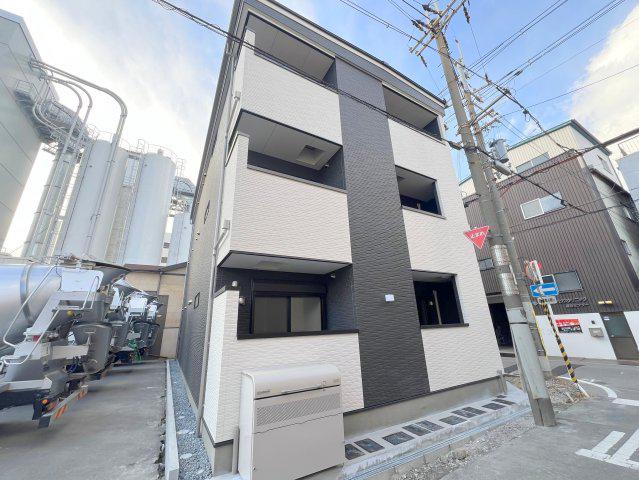 バズ北巽