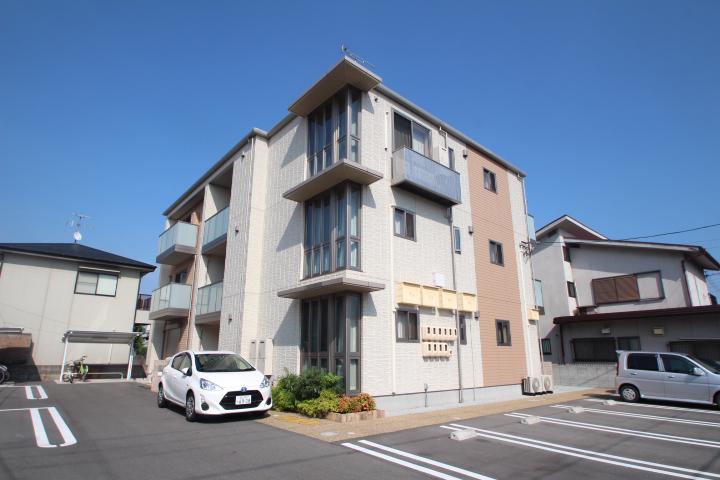 ソレイユコート新保