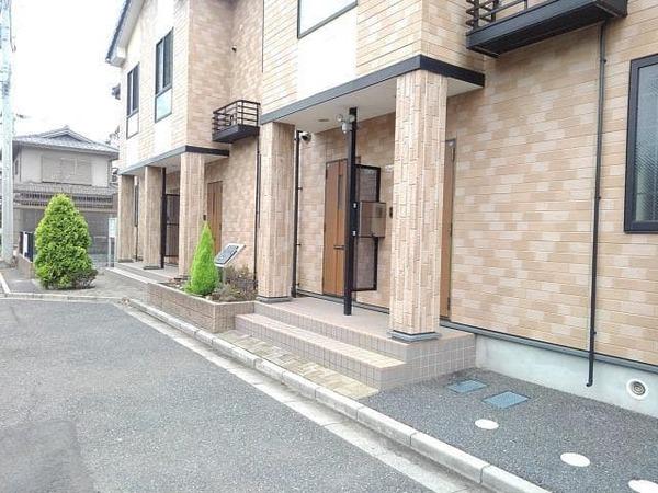 グリーンフィールズ薬円台1