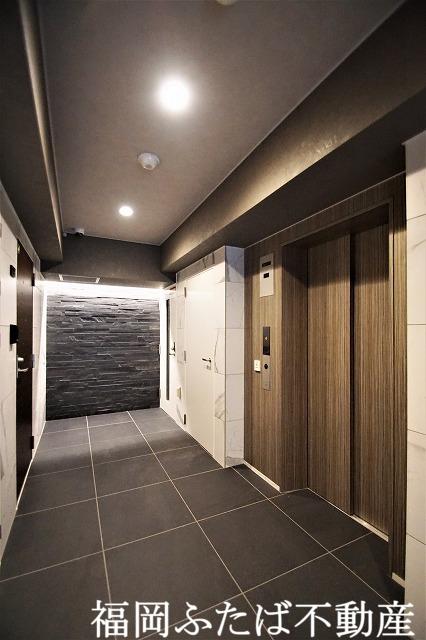 MODERN PALAZZO 美野島NEURO